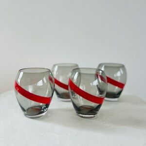 SET OF 4 G.H. MUMM CHAMPAGNE SMOKED GLASS STEMLESS WINE GLASSES RED STRIPE MCM‎